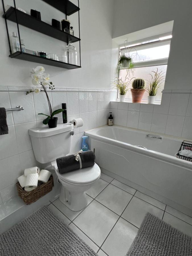 Lovely Apartment In Корк Экстерьер фото