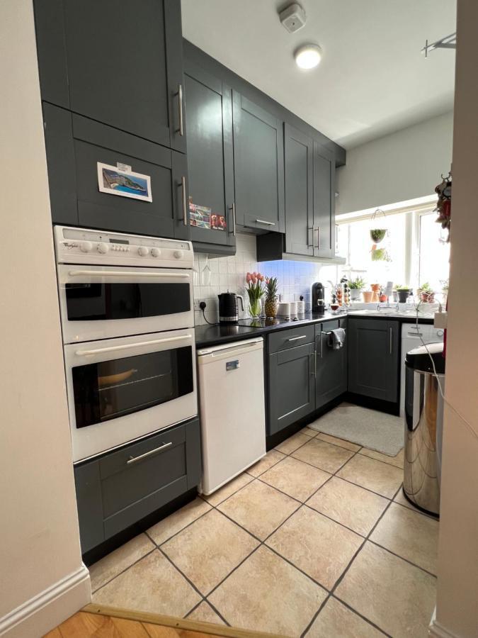 Lovely Apartment In Корк Экстерьер фото